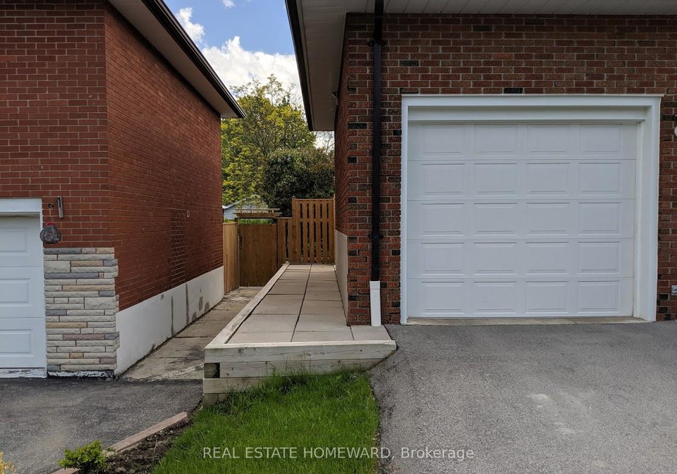 76-luxury-avenue-bradford-west-gwillimbury-ontario-n12217016