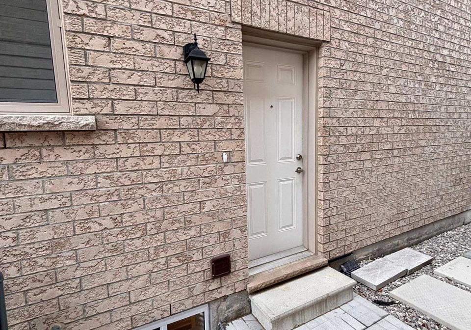 4-finley-way-markham-ontario-n12217226