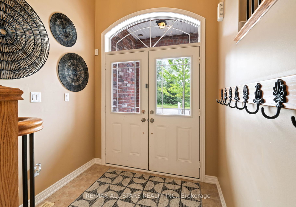 27-arthur-case-crescent-east-gwillimbury-ontario-n12217538
