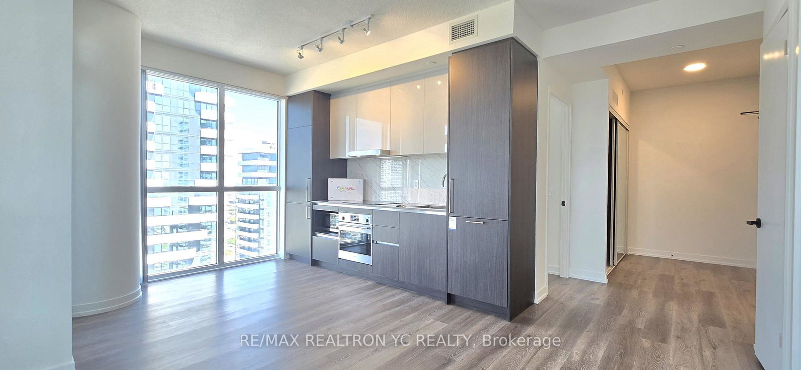 225-commerce-street-vaughan-ontario-n12218167