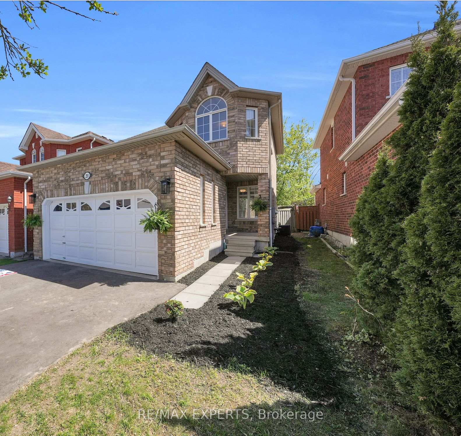 21-preston-avenue-new-tecumseth-ontario-n12218459