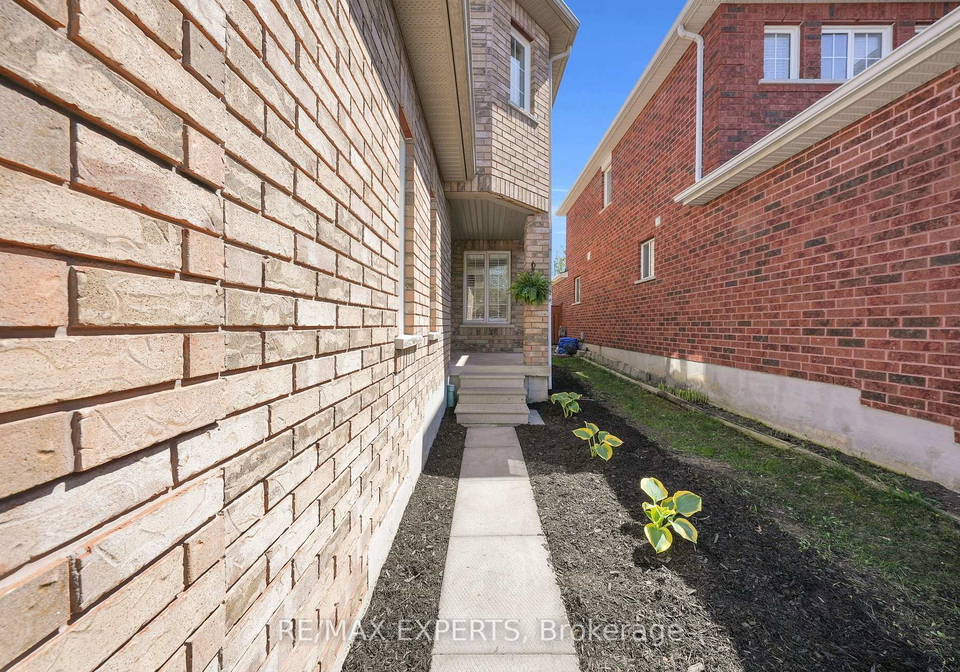 21-preston-avenue-new-tecumseth-ontario-n12218459