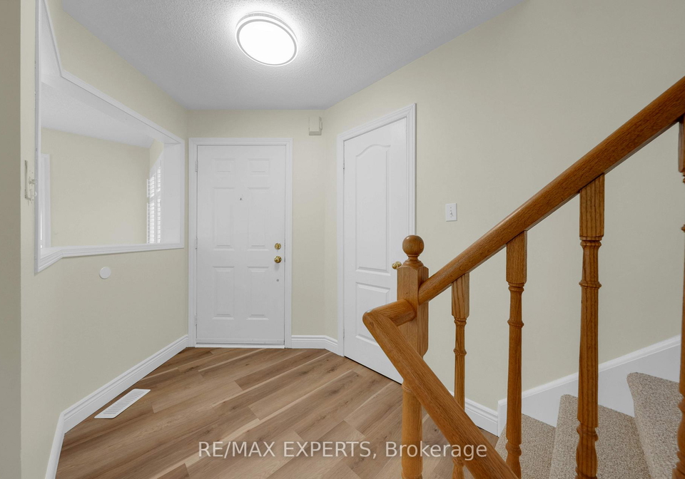 21-preston-avenue-new-tecumseth-ontario-n12218459