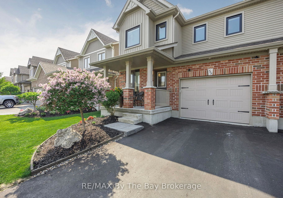 182-banting-crescent-essa-ontario-n12220828