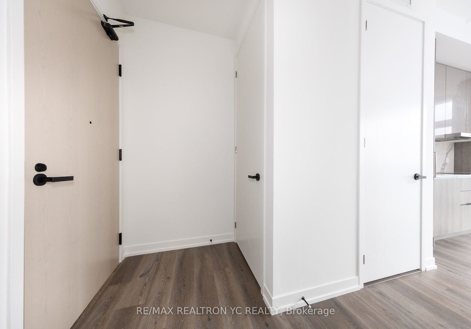 225-commerce-street-vaughan-ontario-n12221409