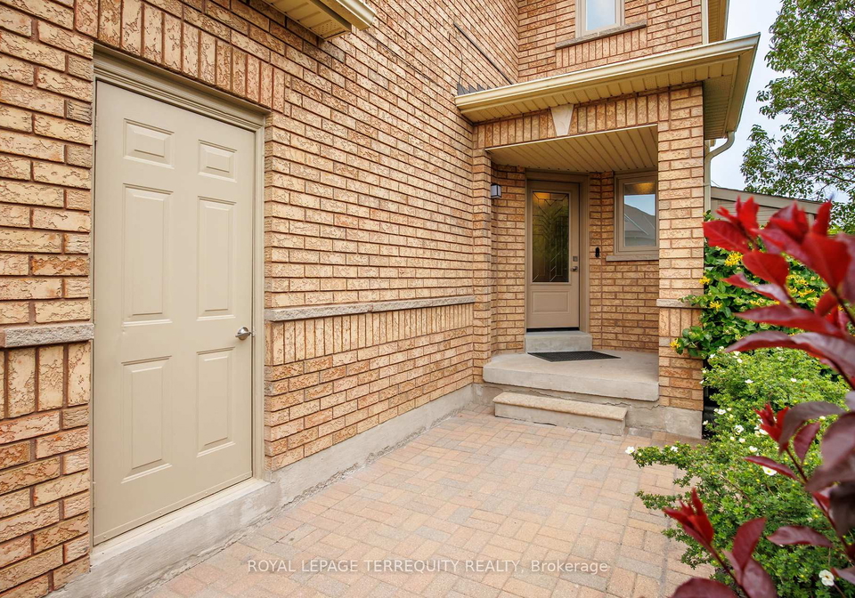 756-walpole-crescent-newmarket-ontario-n12221534