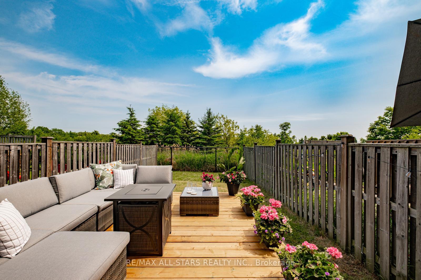 535-reeves-way-boulevard-whitchurch-stouffville-ontario-n12221871