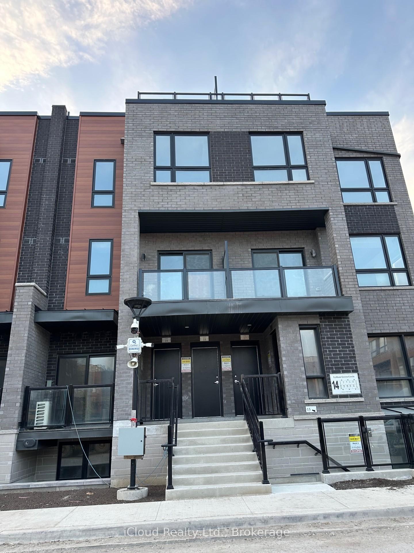 14-lytham-grn-circle-newmarket-ontario-n12221926