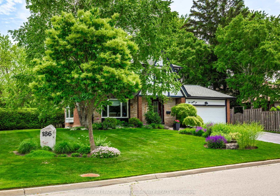 186-romfield-circuit-markham-ontario-n12222937