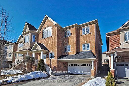 215-woodspring-avenue-newmarket-ontario-n12223277