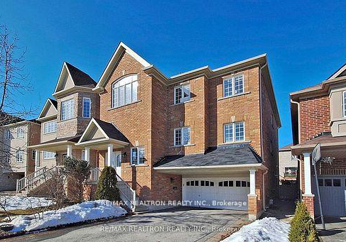 215-woodspring-avenue-newmarket-ontario-n12223277