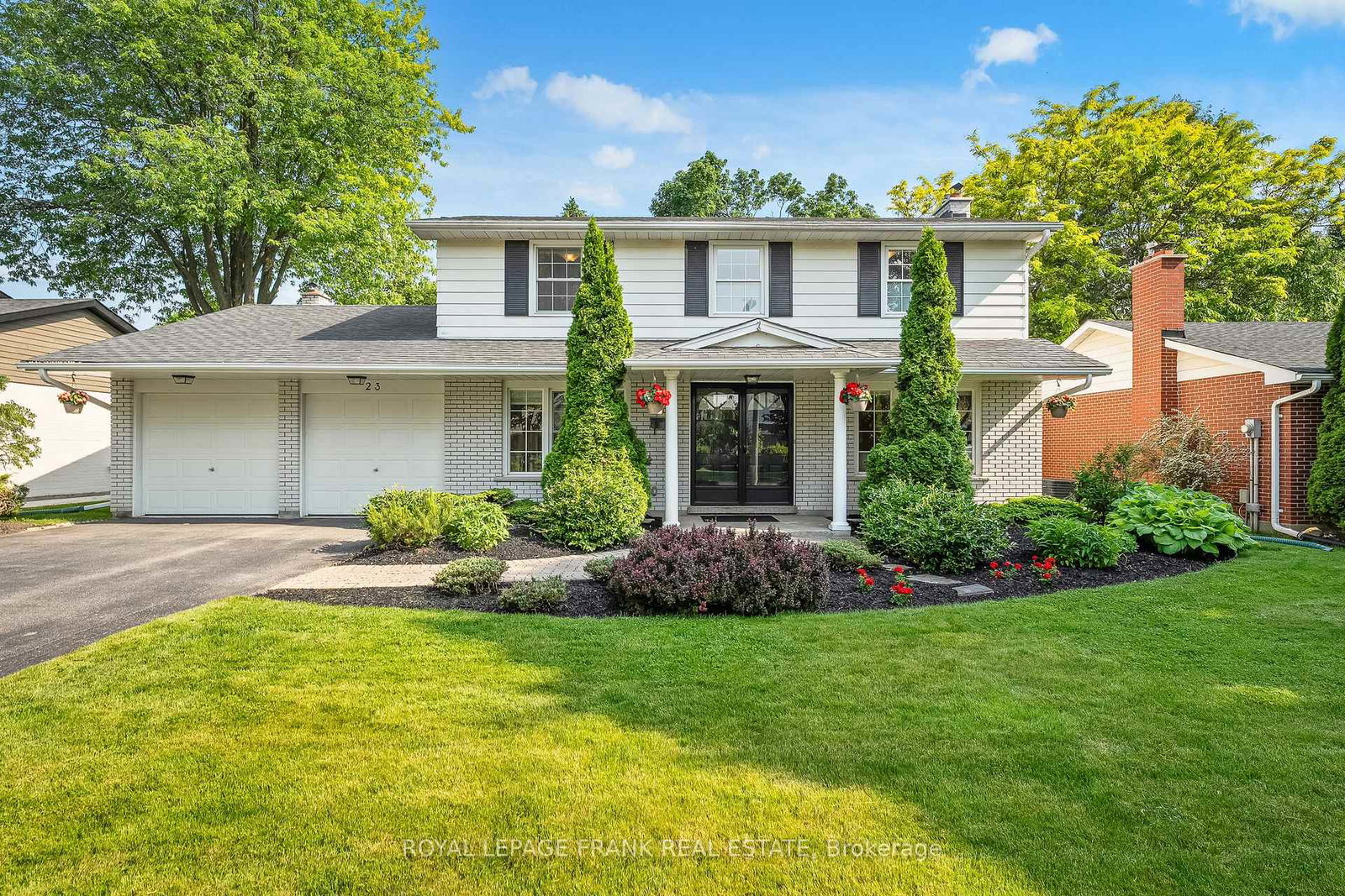 23-senator-reesors-drive-markham-ontario-n12223670