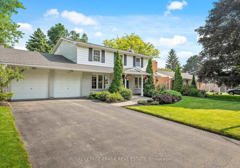23-senator-reesors-drive-markham-ontario-n12223670