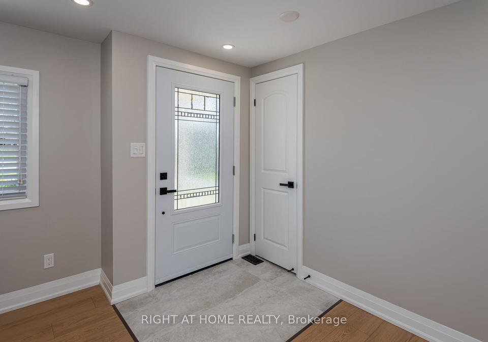 83-hawthorne-drive-innisfil-ontario-n12224888