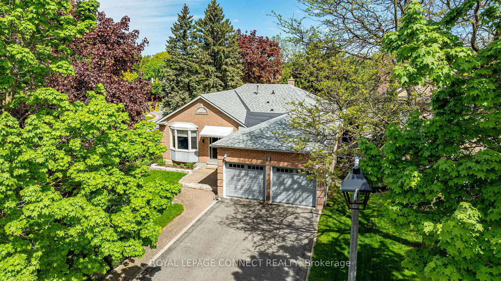 2-milgate-place-aurora-ontario-n12226520