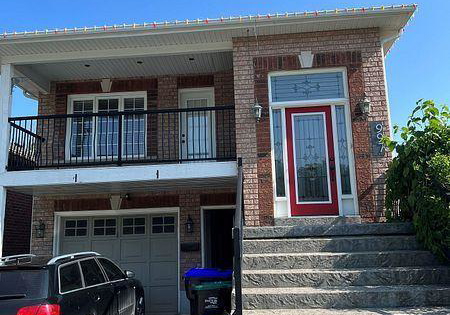 997-leslie-bsmt-drive-innisfil-ontario-n12227238