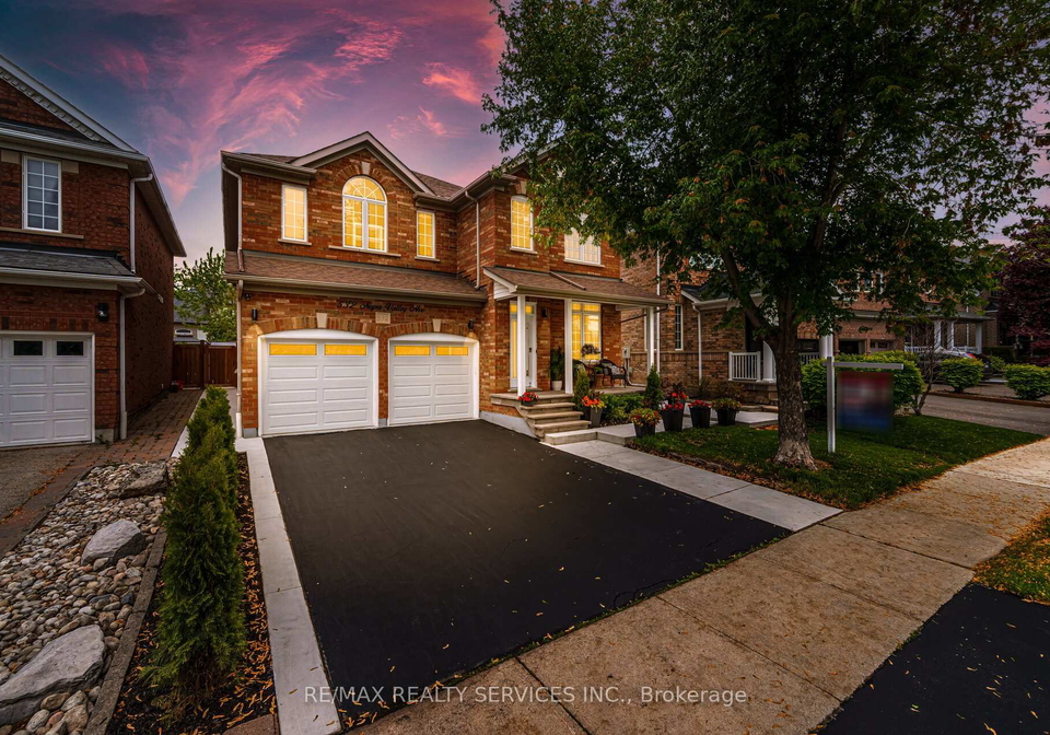 532-napa-valley-avenue-vaughan-ontario-n12228511