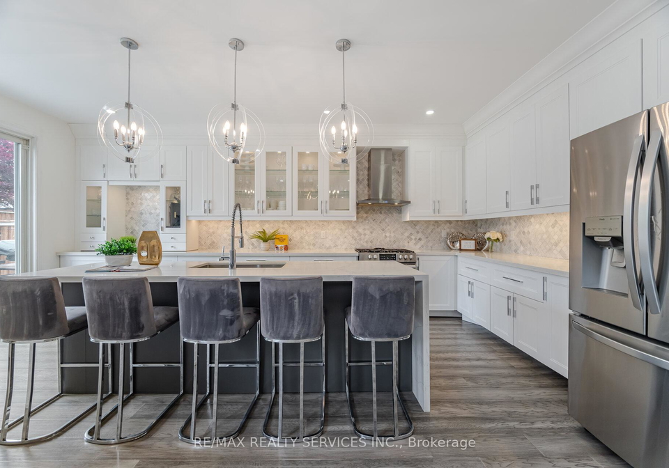 532-napa-valley-avenue-vaughan-ontario-n12228511