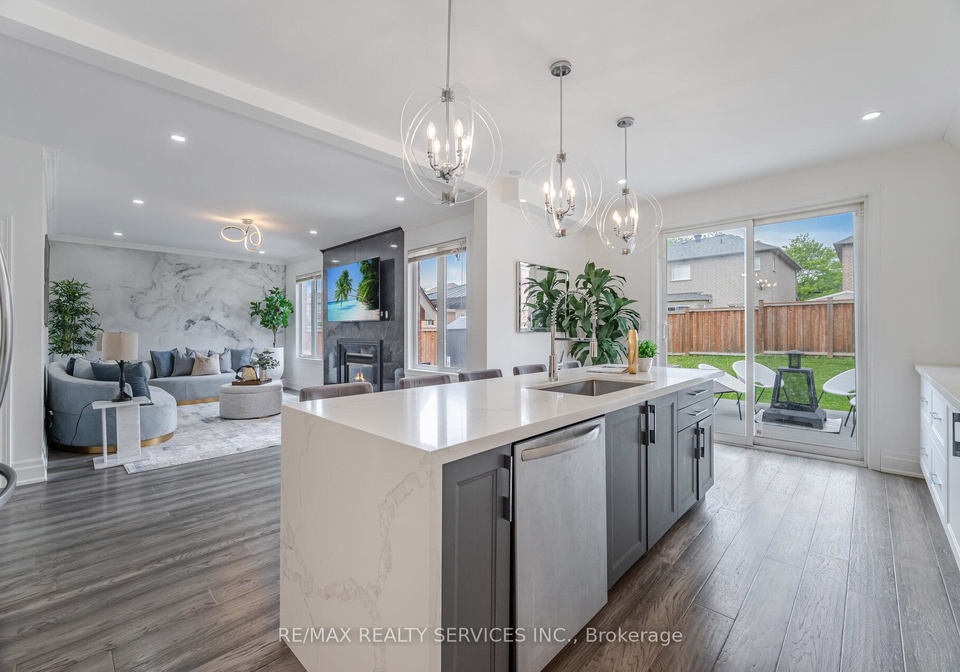 532-napa-valley-avenue-vaughan-ontario-n12228511