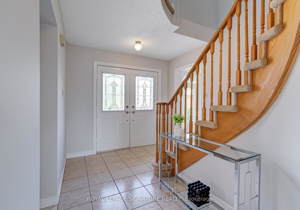 376-traviss-drive-newmarket-ontario-n12228937