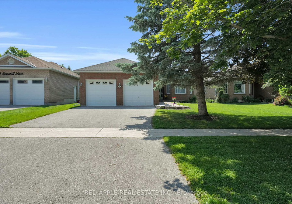 18-stonehill-boulevard-east-gwillimbury-ontario-n12229197