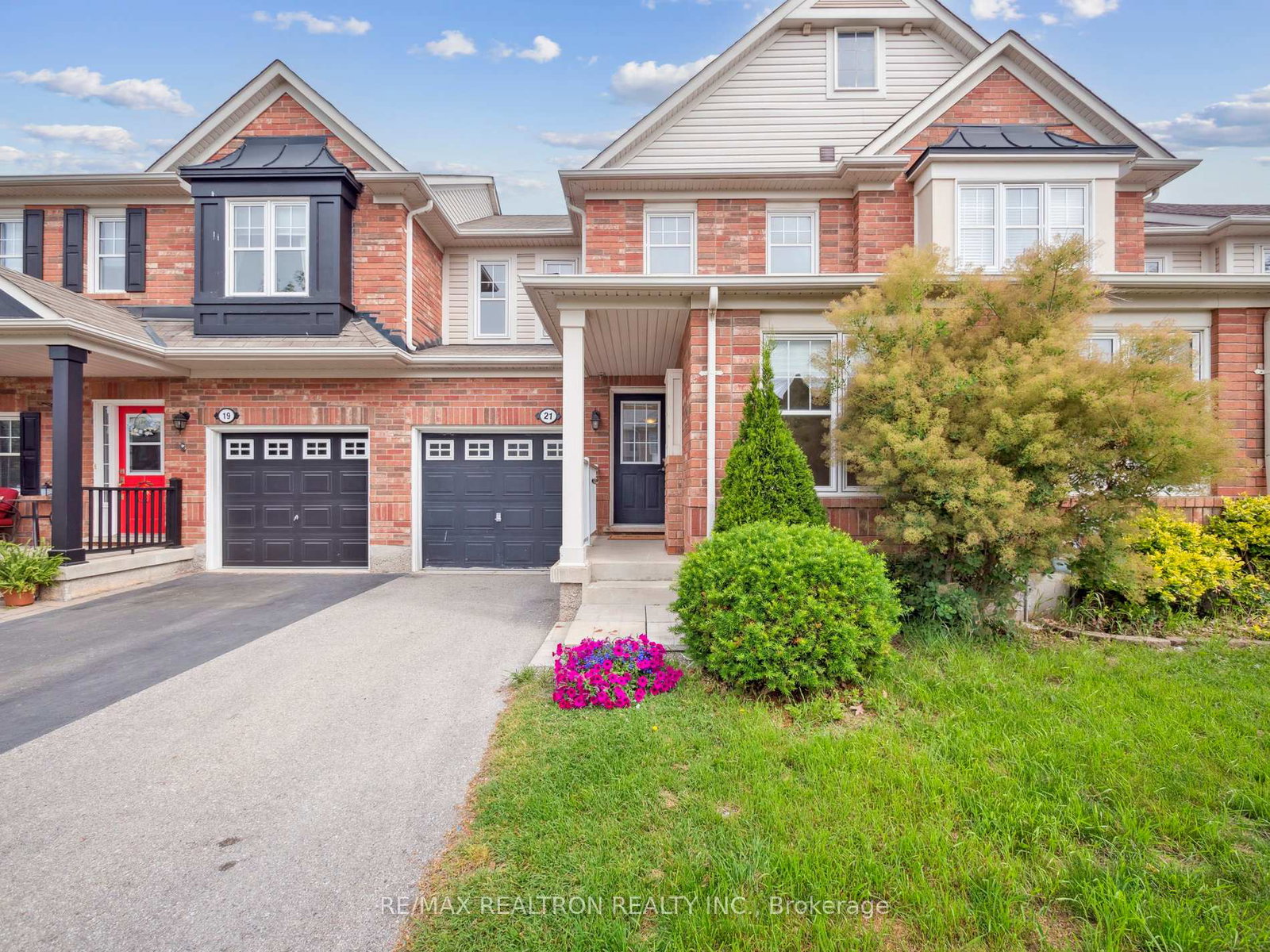 21-dougherty-crescent-whitchurch-stouffville-ontario-n12229342