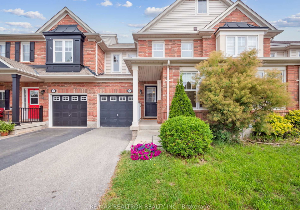 21-dougherty-crescent-whitchurch-stouffville-ontario-n12229342