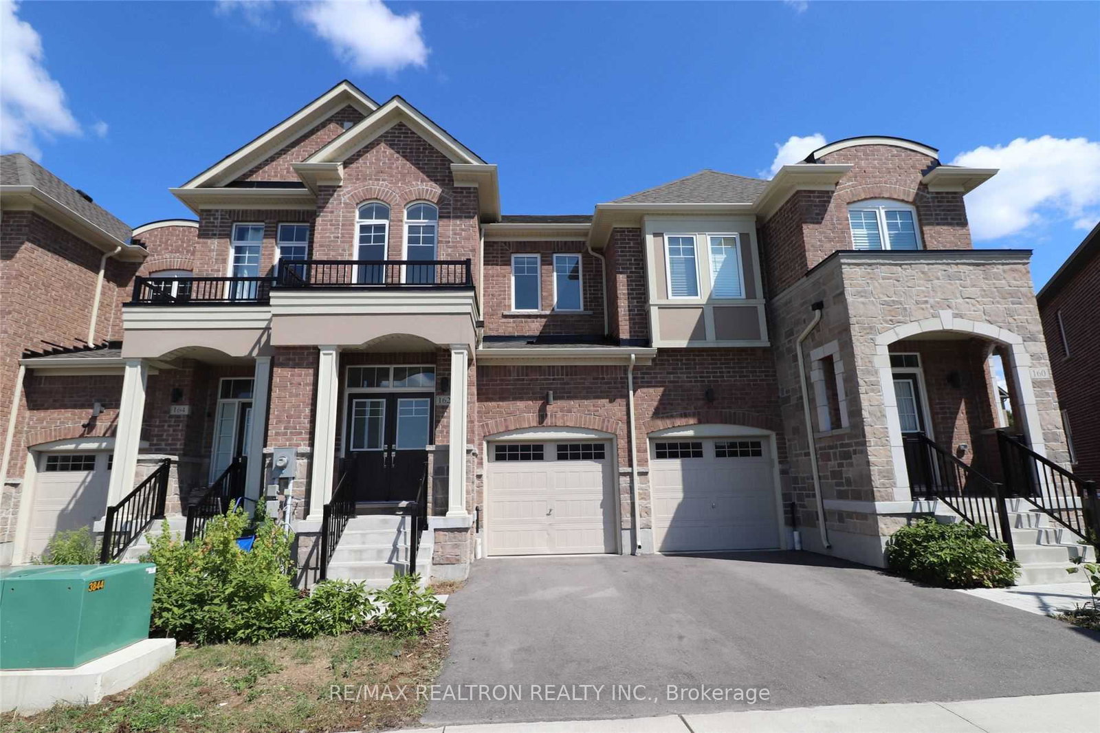 162-harding-park-street-newmarket-ontario-n12230396