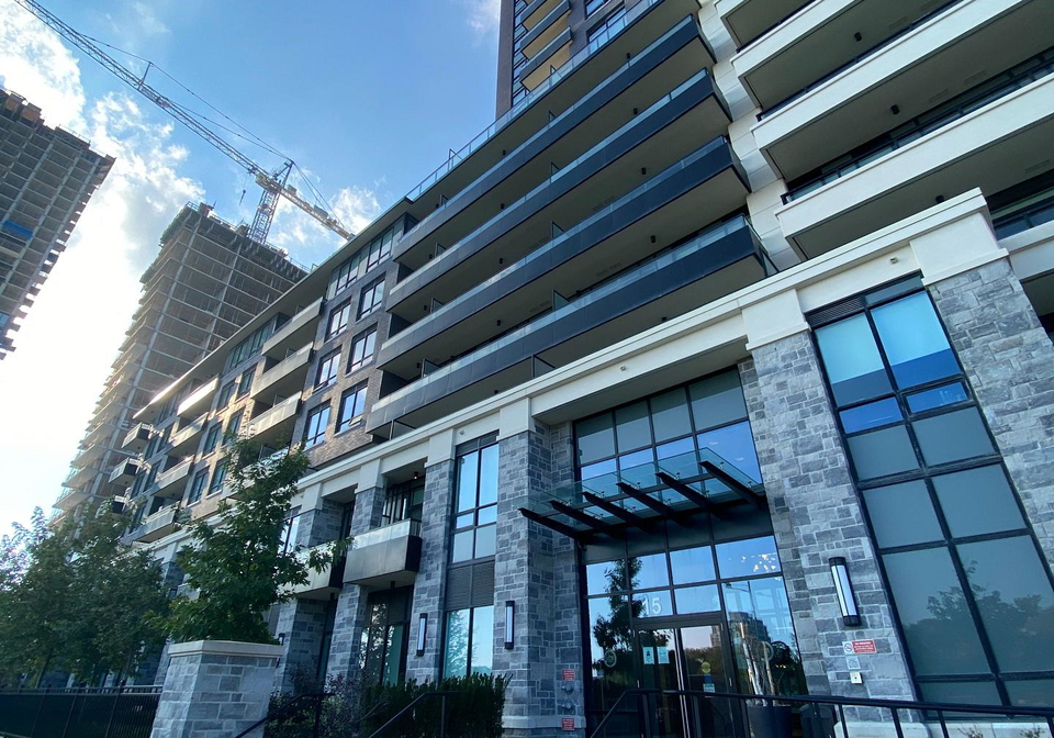 15-water-walk-drive-markham-ontario-n12230426