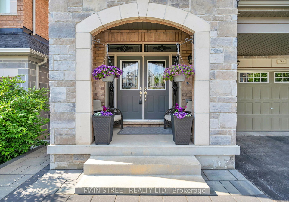 123-mondial-crescent-east-gwillimbury-ontario-n12231536