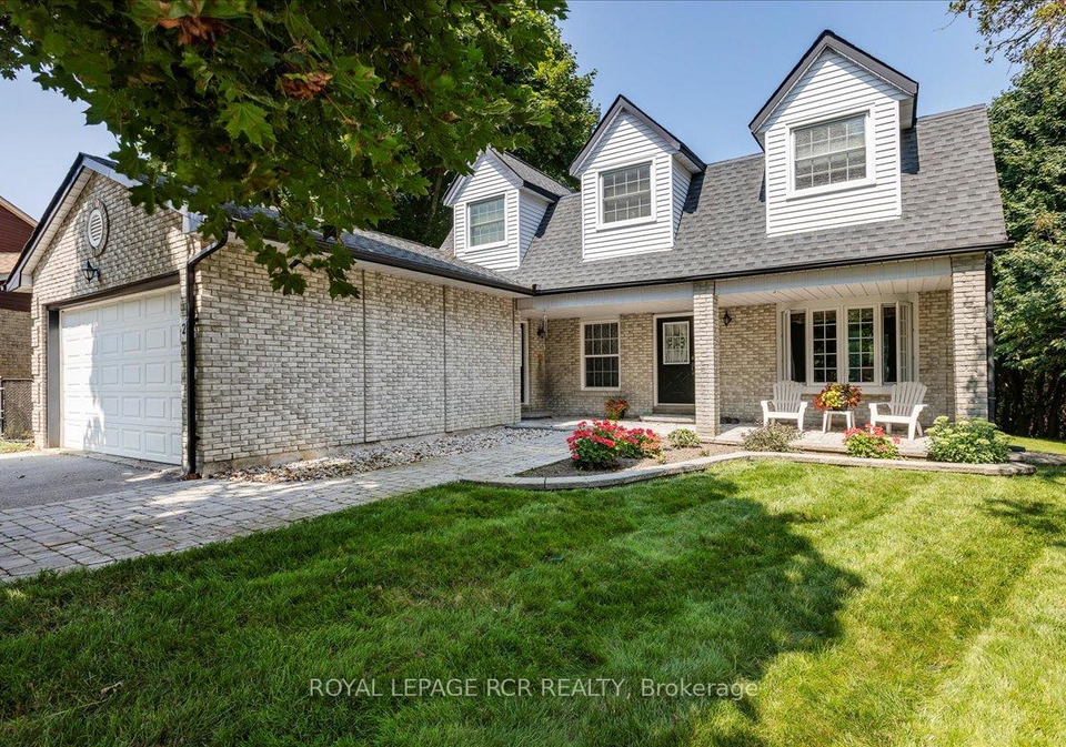 2-royal-oak-road-east-gwillimbury-ontario-n12231681