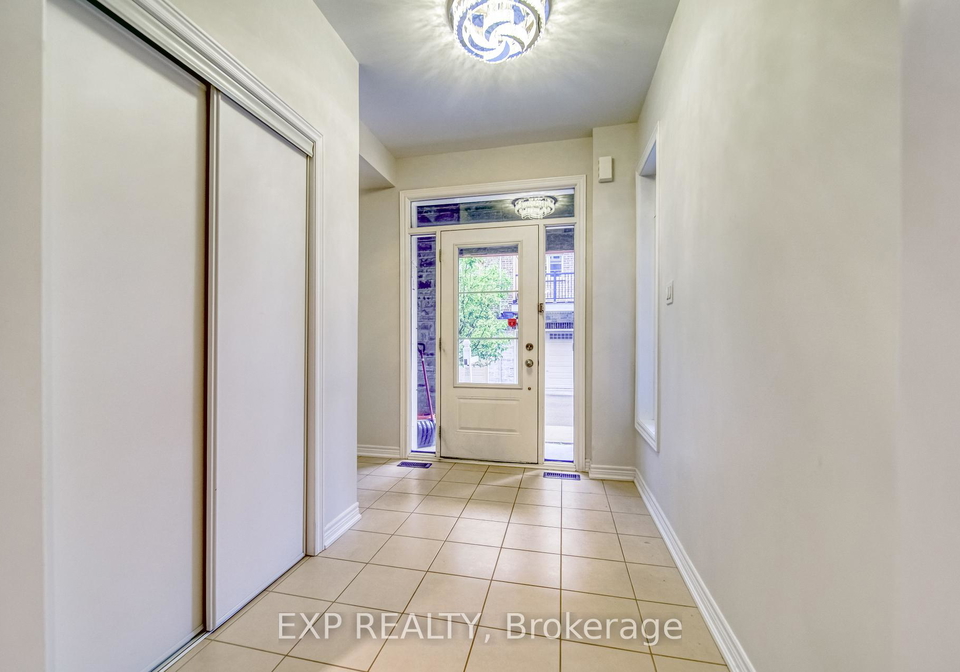 8-deep-river-lane-richmond-hill-ontario-n12231787