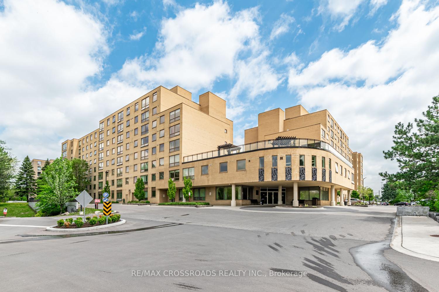 326-major-mackenzie-drive-e-richmond-hill-ontario-n12231837