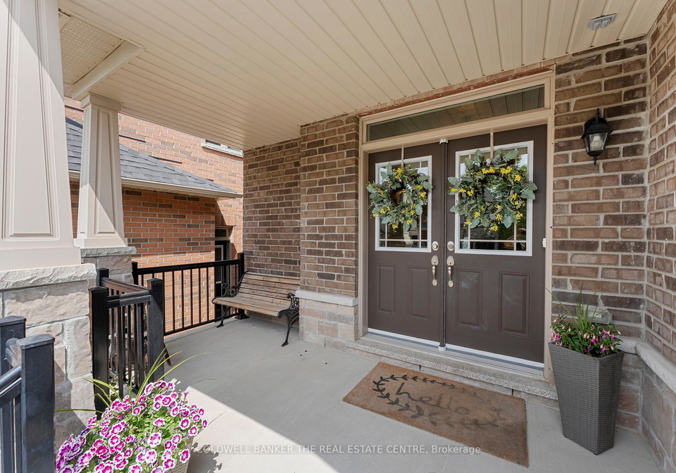 32-manor-hampton-street-east-gwillimbury-ontario-n12232089