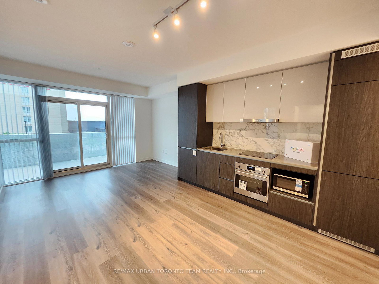 28-interchange-way-vaughan-ontario-n12233334