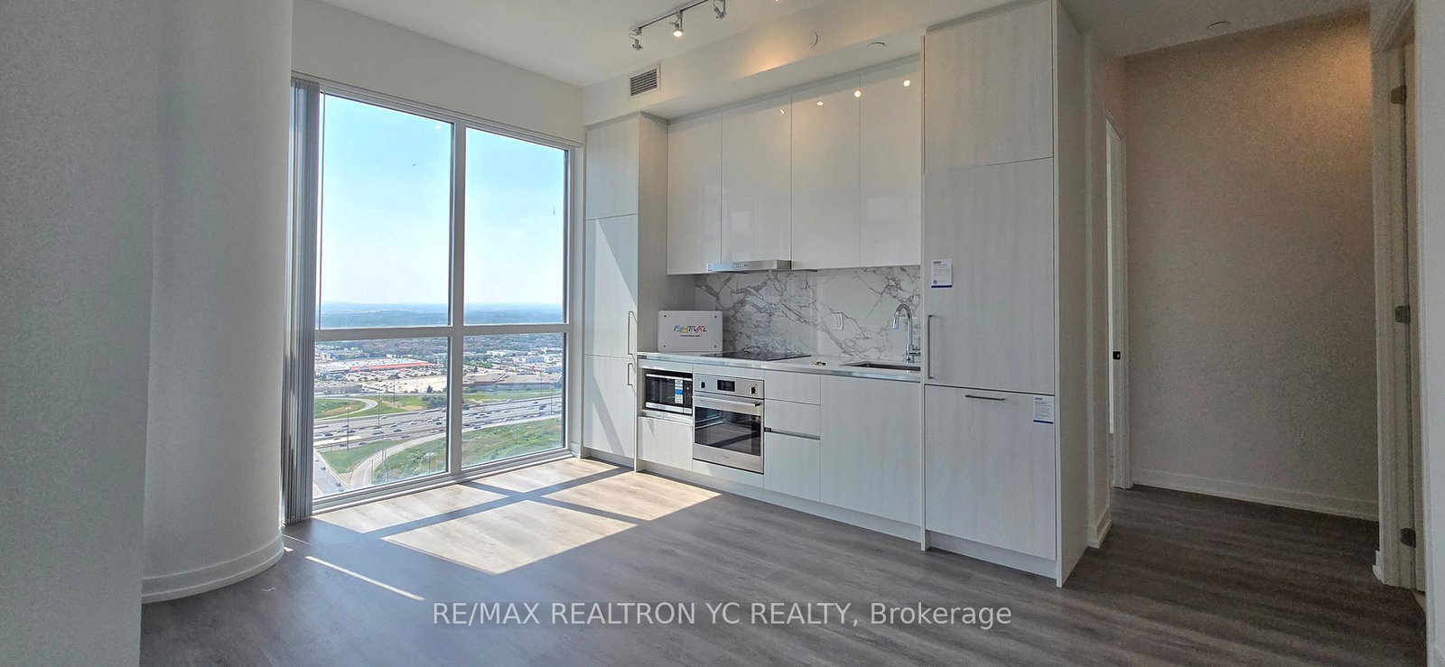 225-commerce-street-vaughan-ontario-n12233723