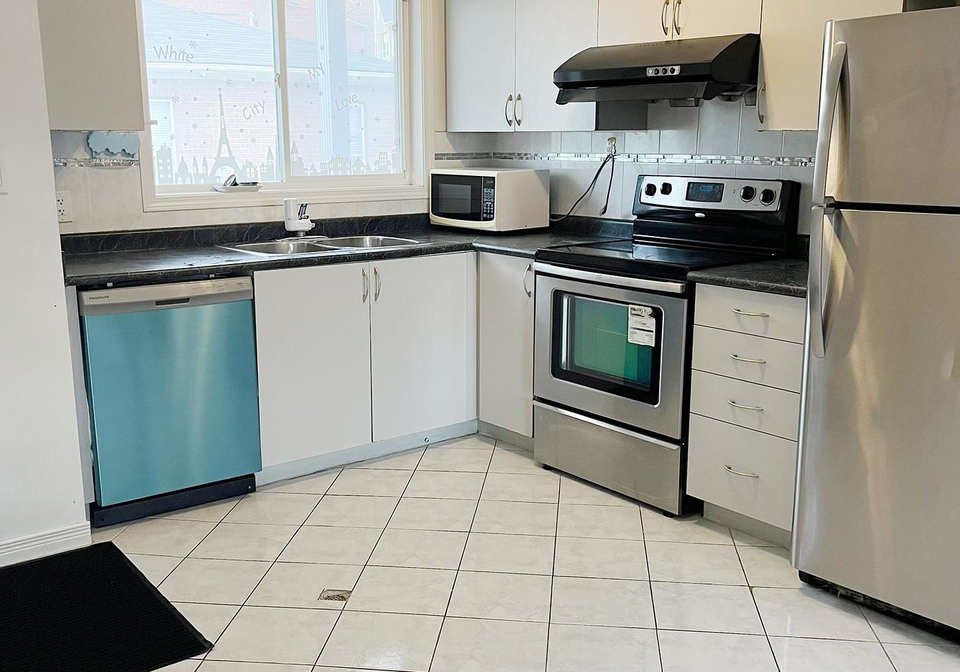 107-faithful-way-markham-ontario-n12234566