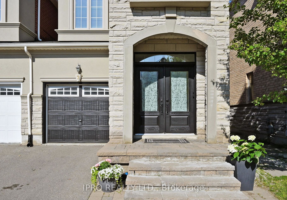 7-bristlewood-crescent-vaughan-ontario-n12235411