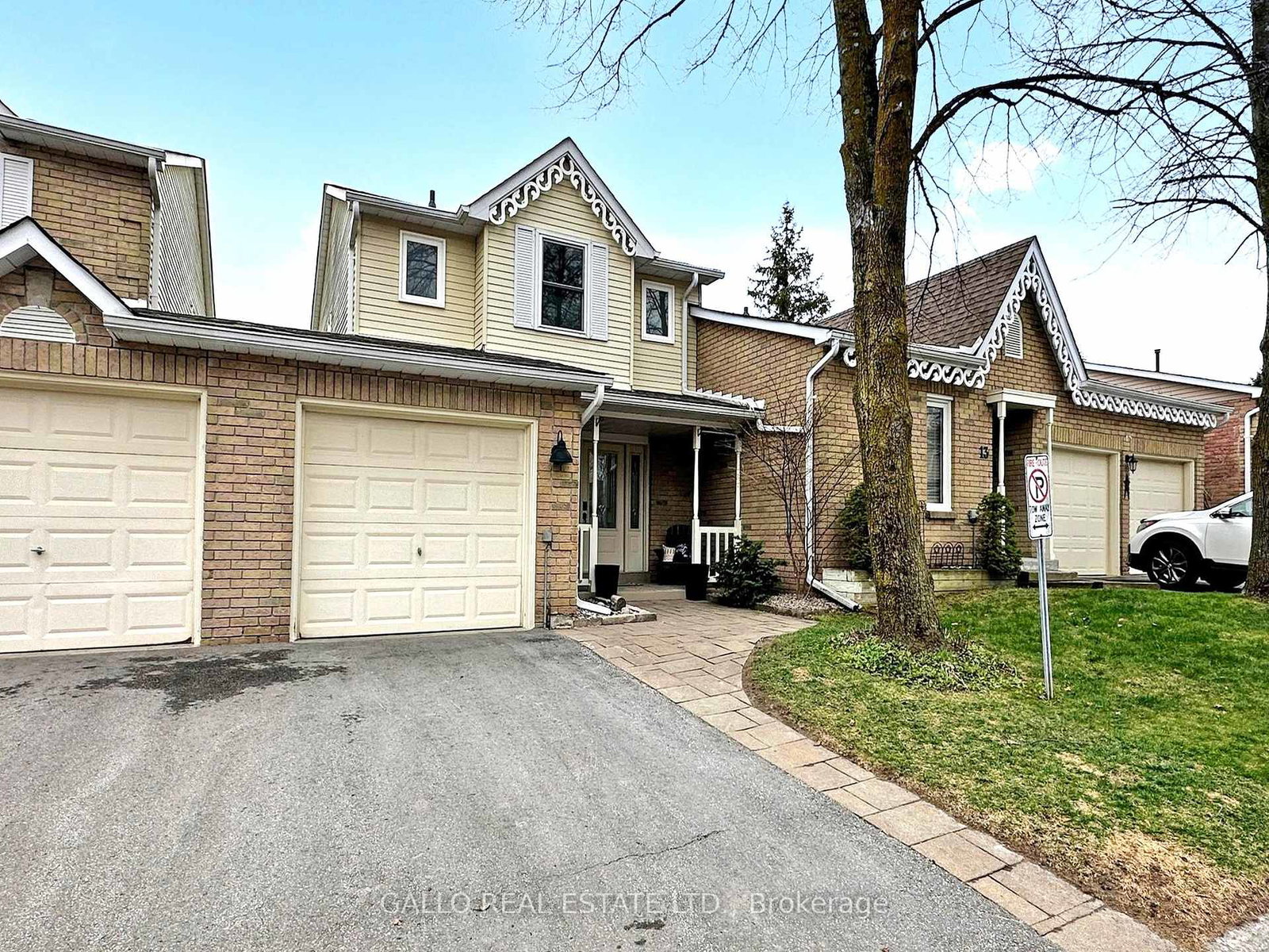 adams-court-uxbridge-ontario-n12236064