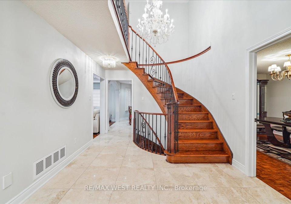 70-mapes-avenue-vaughan-ontario-n12237115