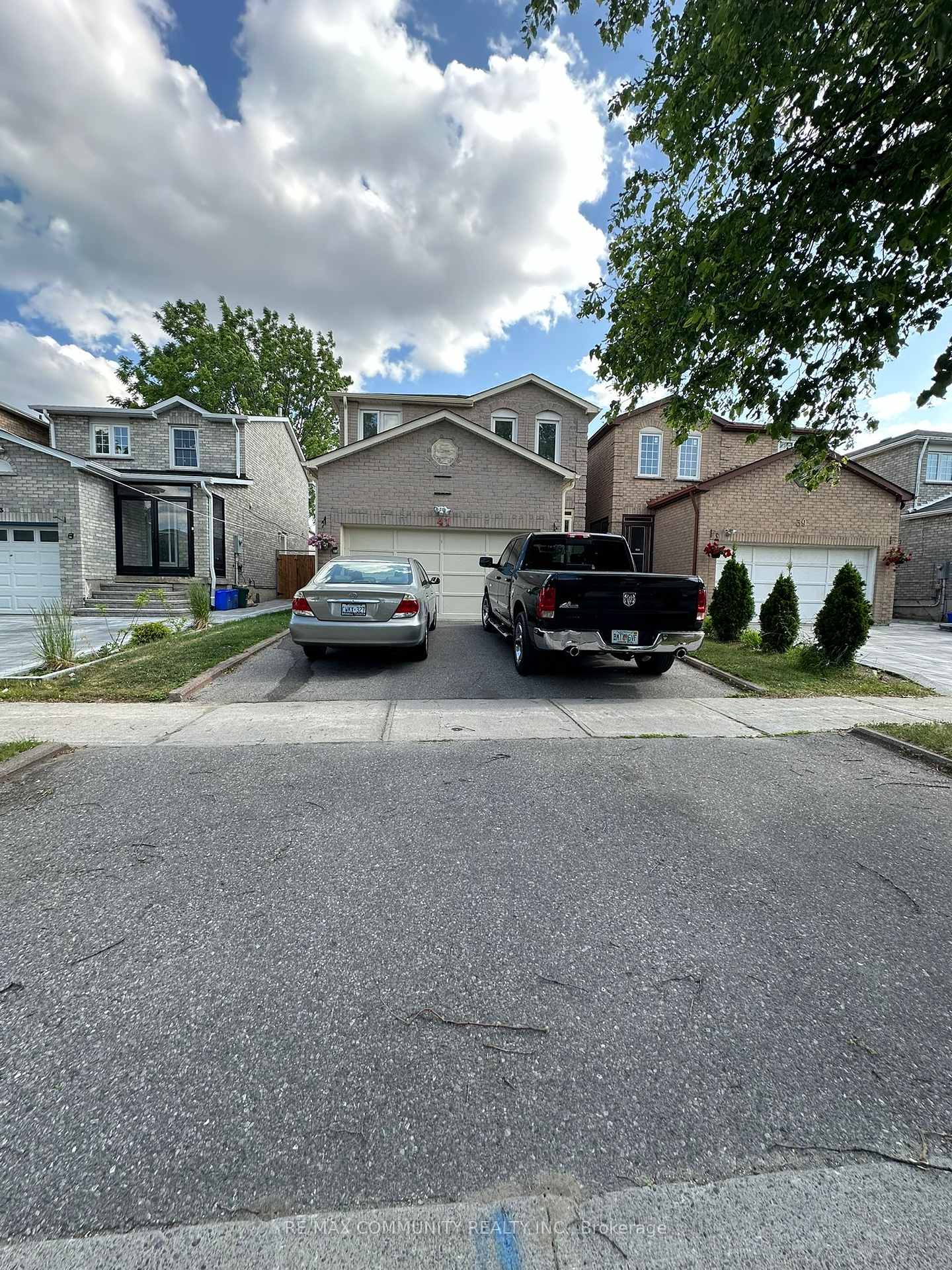 41-chloe-crescent-markham-ontario-n12237617