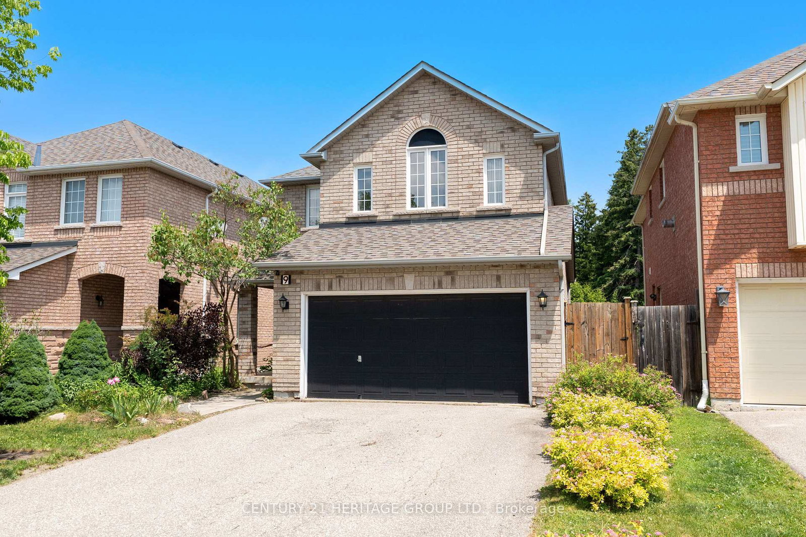 9-headwater-crescent-richmond-hill-ontario-n12238367