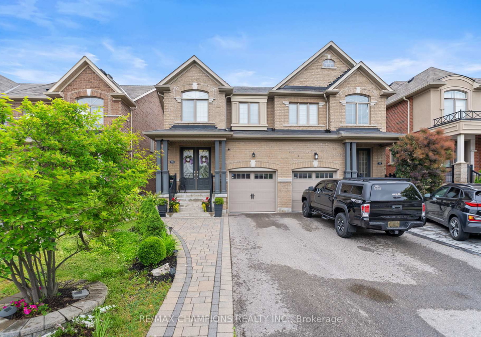 709-yarfield-crescent-newmarket-ontario-n12238376
