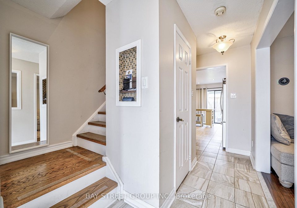26-cypress-court-aurora-ontario-n12238432