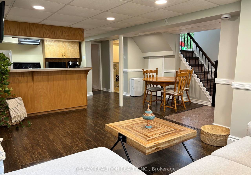 358-browndale-crescent-richmond-hill-ontario-n12238687