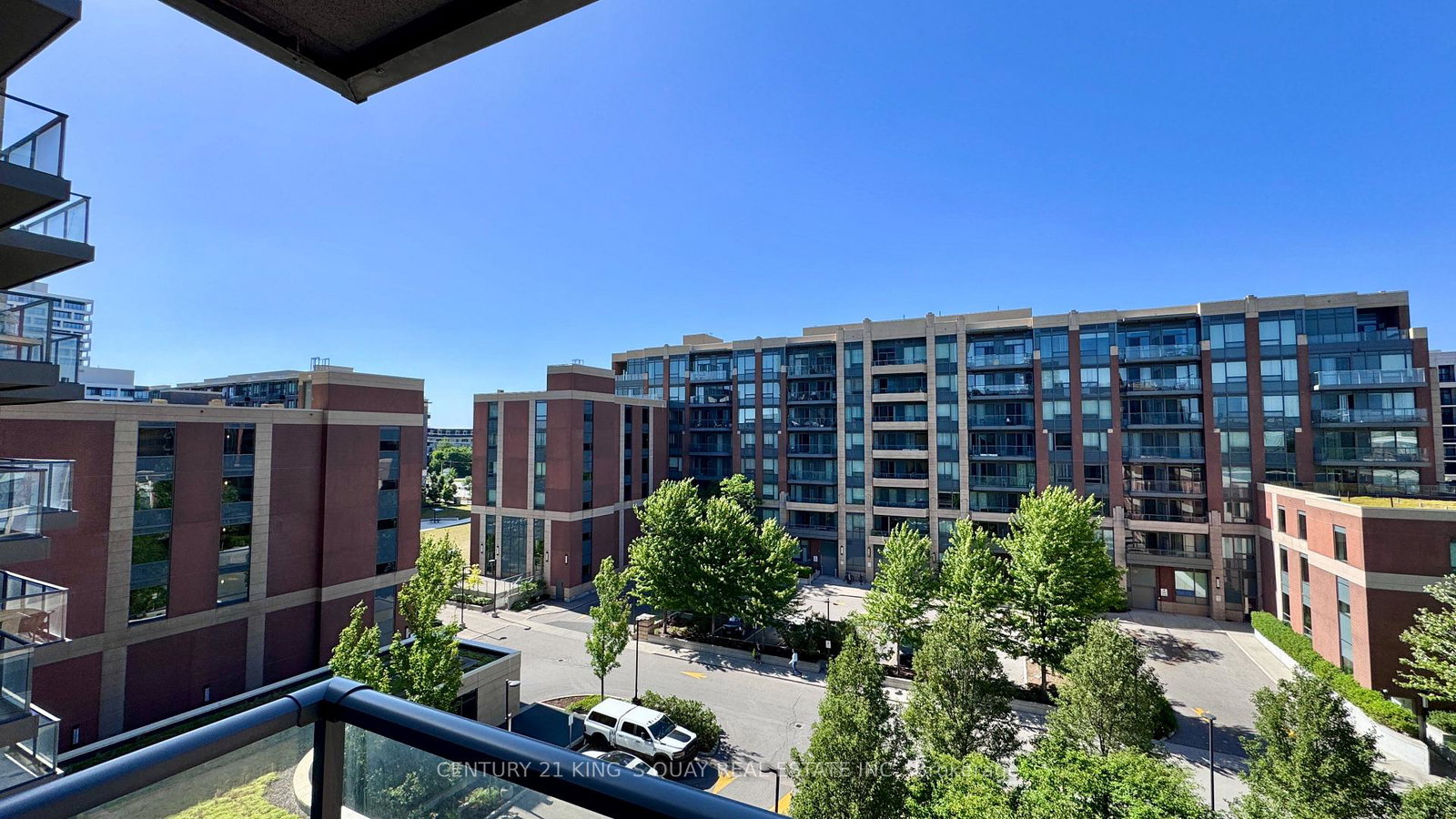 18-uptown-drive-markham-ontario-n12240061