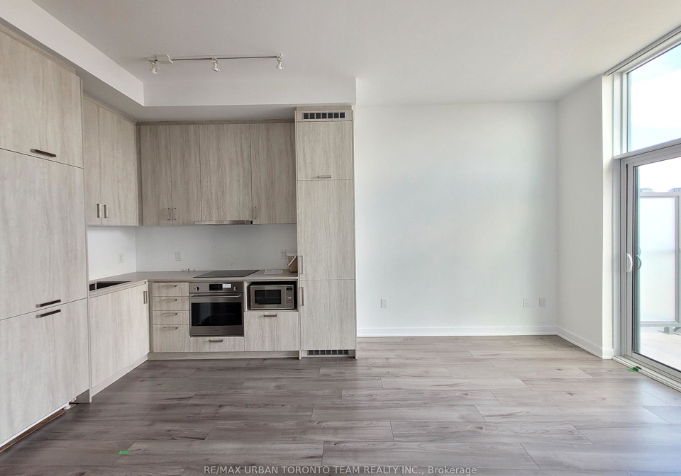 60-honeycrisp-crescent-vaughan-ontario-n12240233