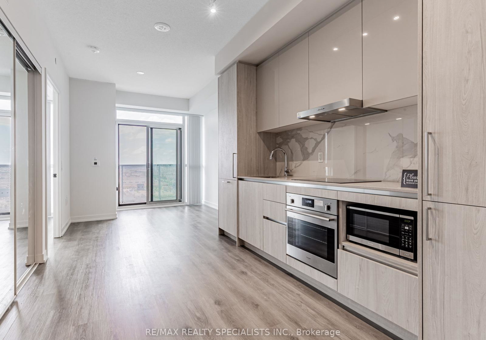 225-commerce-street-vaughan-ontario-n12240995