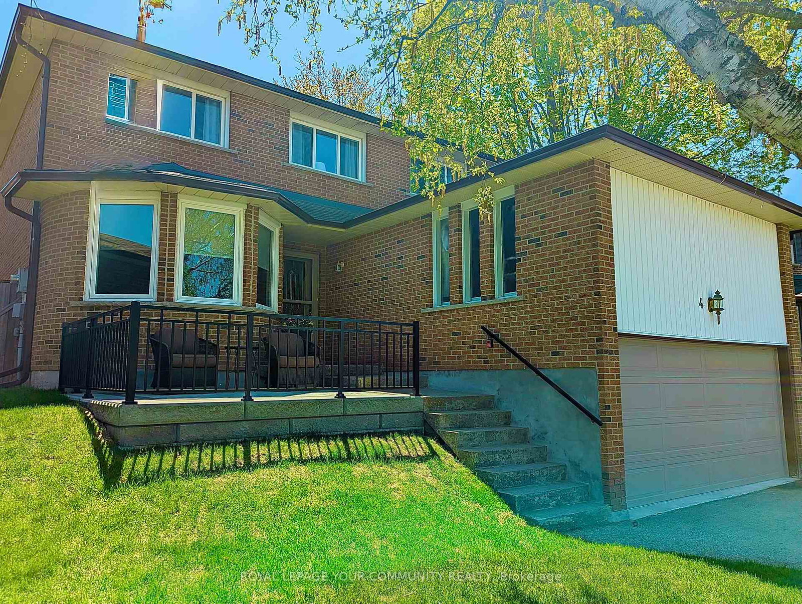 42-portland-crescent-newmarket-ontario-n12241381