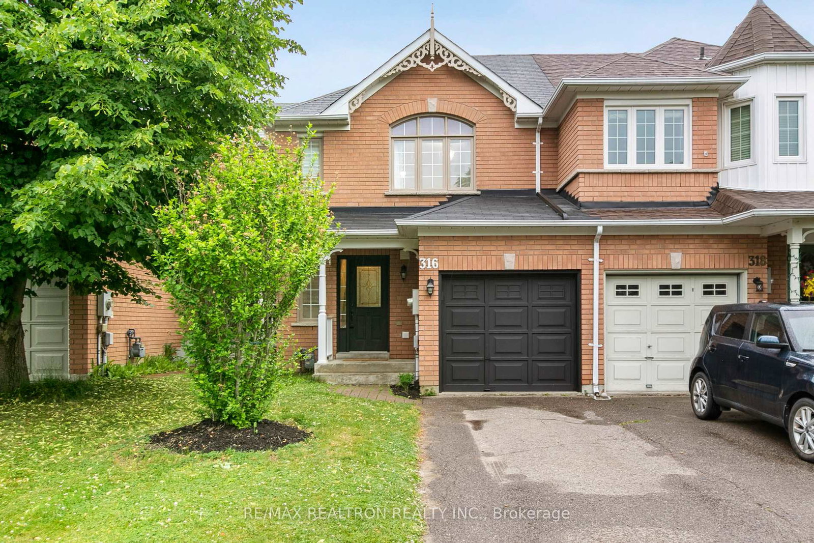 316-warner-crescent-newmarket-ontario-n12241808